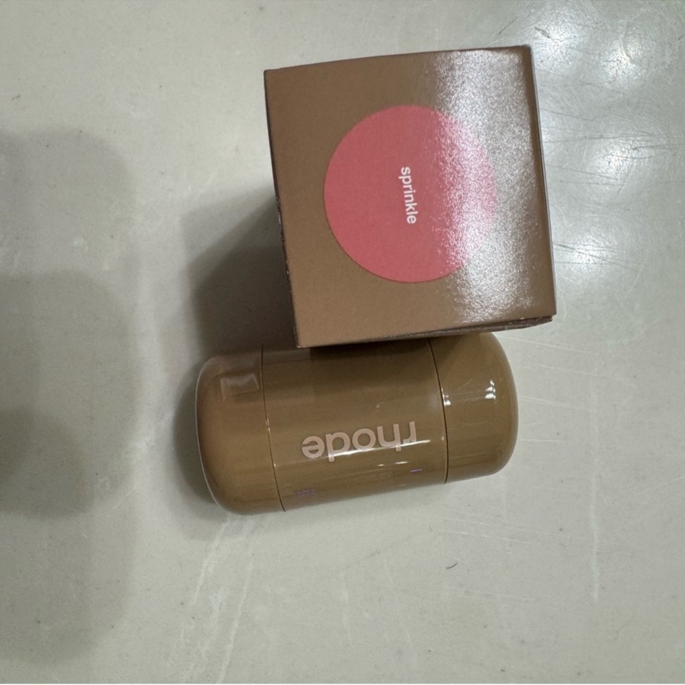 Rhode Sprinkle Pocket Blush BNWT